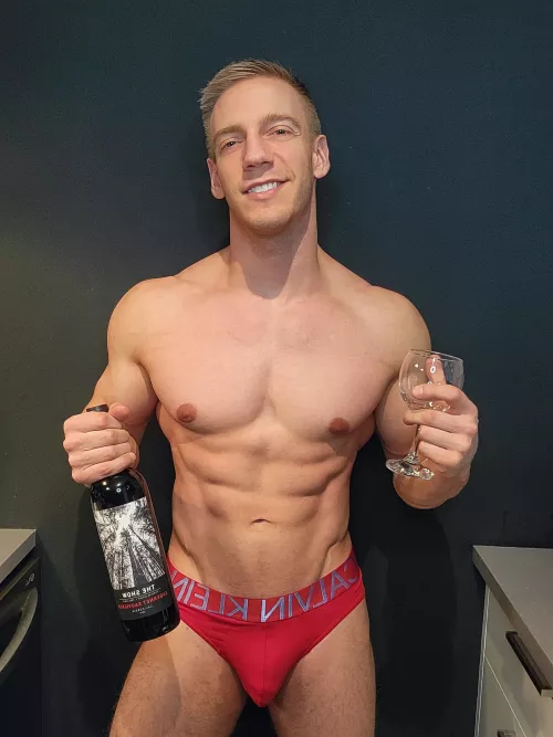 Let's have a drink 😏🍷..