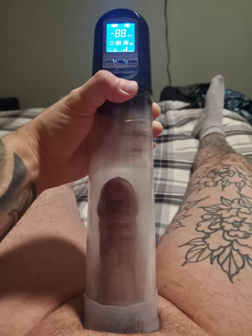 new to pumping, not sure if doing something wrong but don't seem to expand much