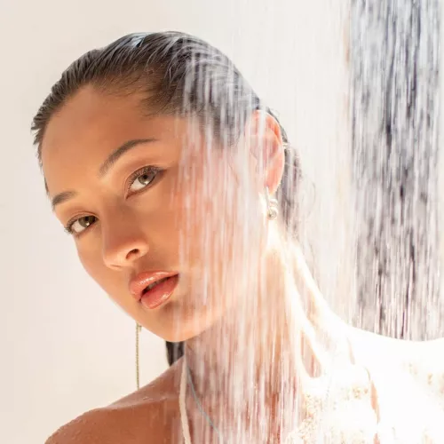 Vietnamese and German