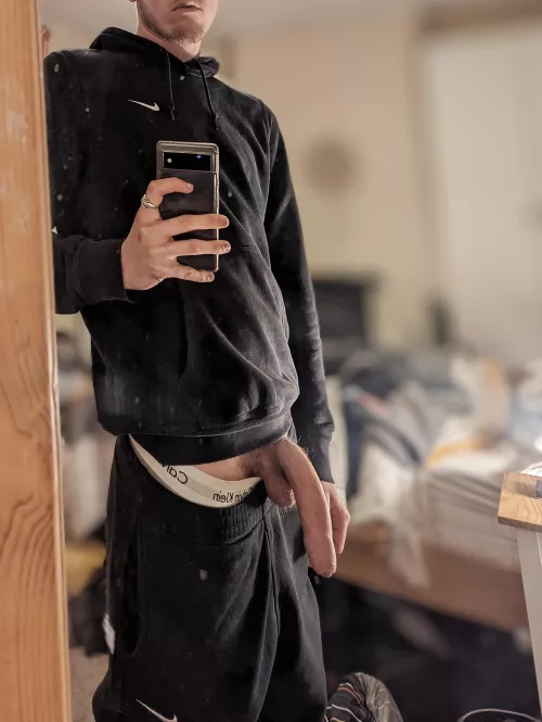 when you're staring at the skinny guy with the big bulge, this is what to expect underneath 😈