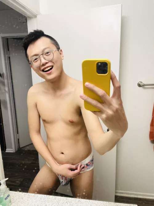 Which is dirtier? Me or my mirror?