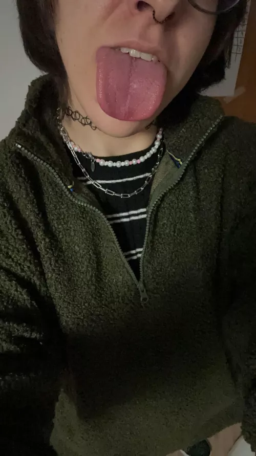 Who wants a nice bj? 👅🍆💦