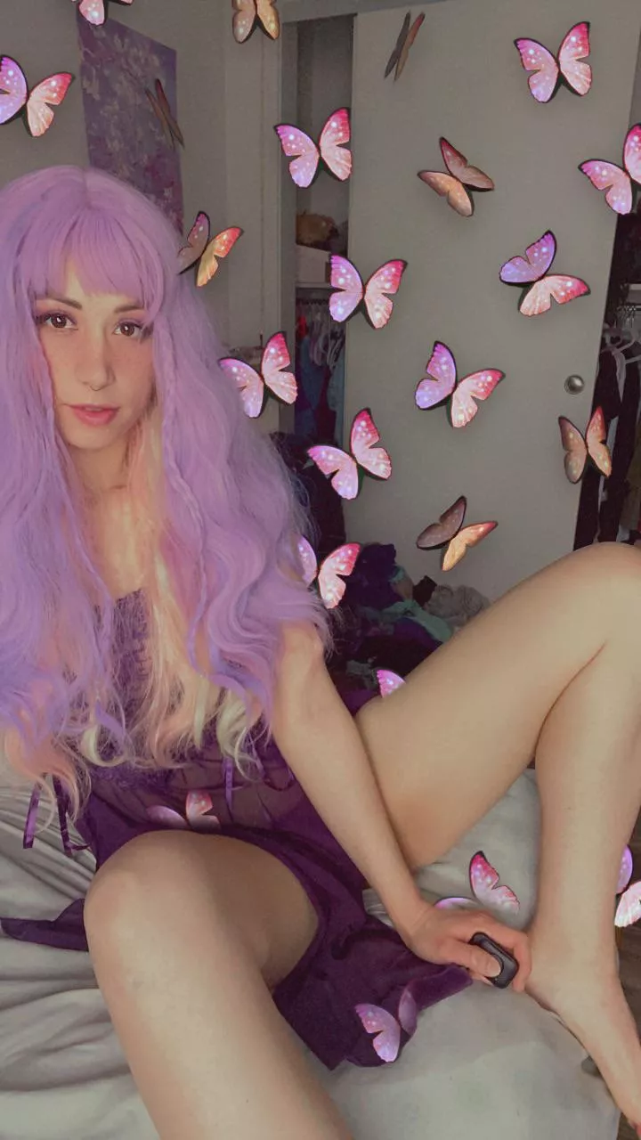 Will you cum in my pussy, scoop it out with your tongue, and kiss me passionately while it drips down our chins daddy