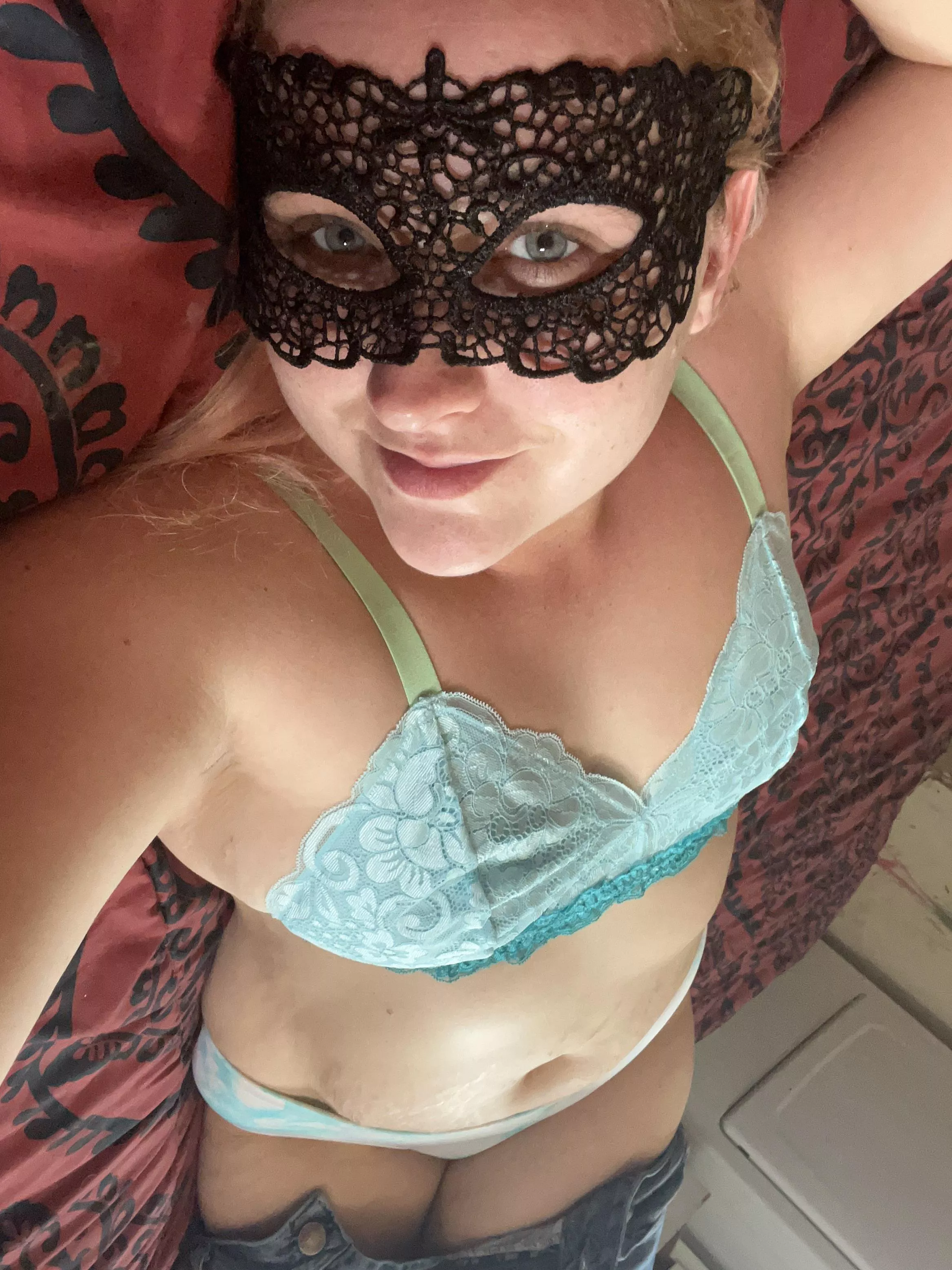 Would you help me take my jeans off?