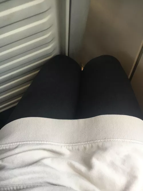 2 hours long train ride. The guy next to me kept checking out my thighs so I thought sharing is caring 🥰