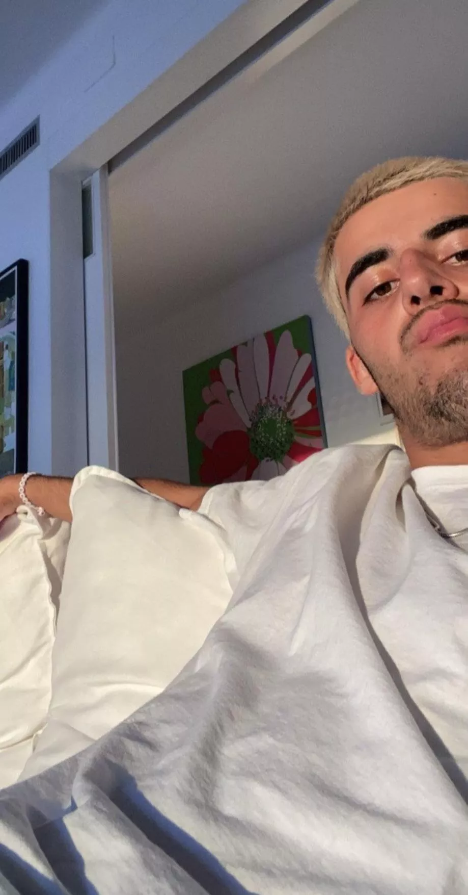 24M on PS5 looking for new gaymers to play with. Be able to take a joke, mic preferred, looking for people to talk with on a regular. Played games include smite, dbd and fortnite 24M on PS5 looking for new gaymers to play with. Be able to take a joke, mic preferred, looking for people to talk with on a regular. Played games include smite, dbd and fortnite