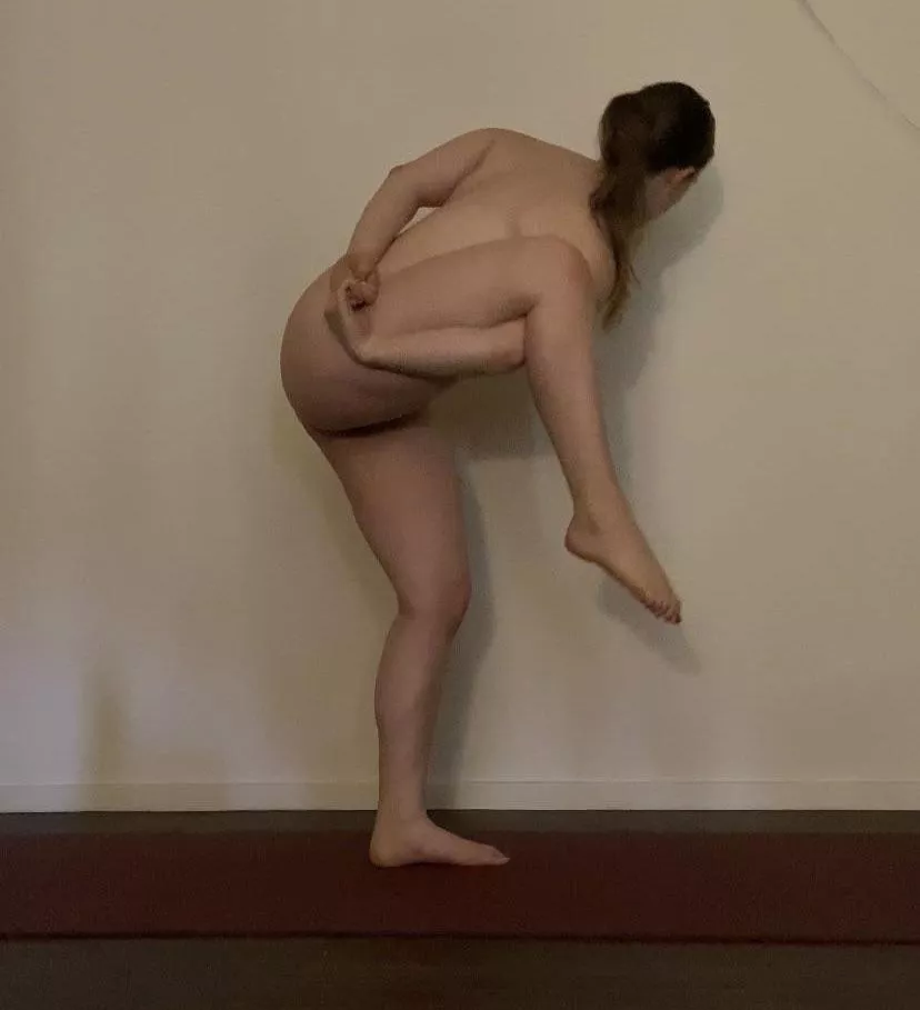 A pose that requires balance and focus 💕