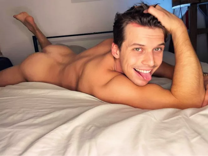 Am I cute enough to post here?