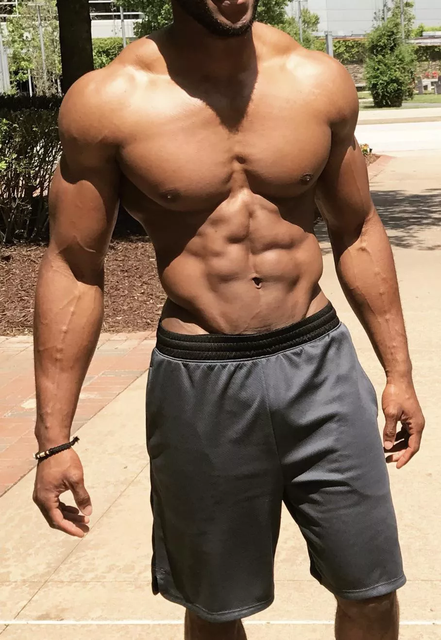 Bull for play in OKC. 31M. Hung with stamina, athletic physique, and educated with an advanced degree.