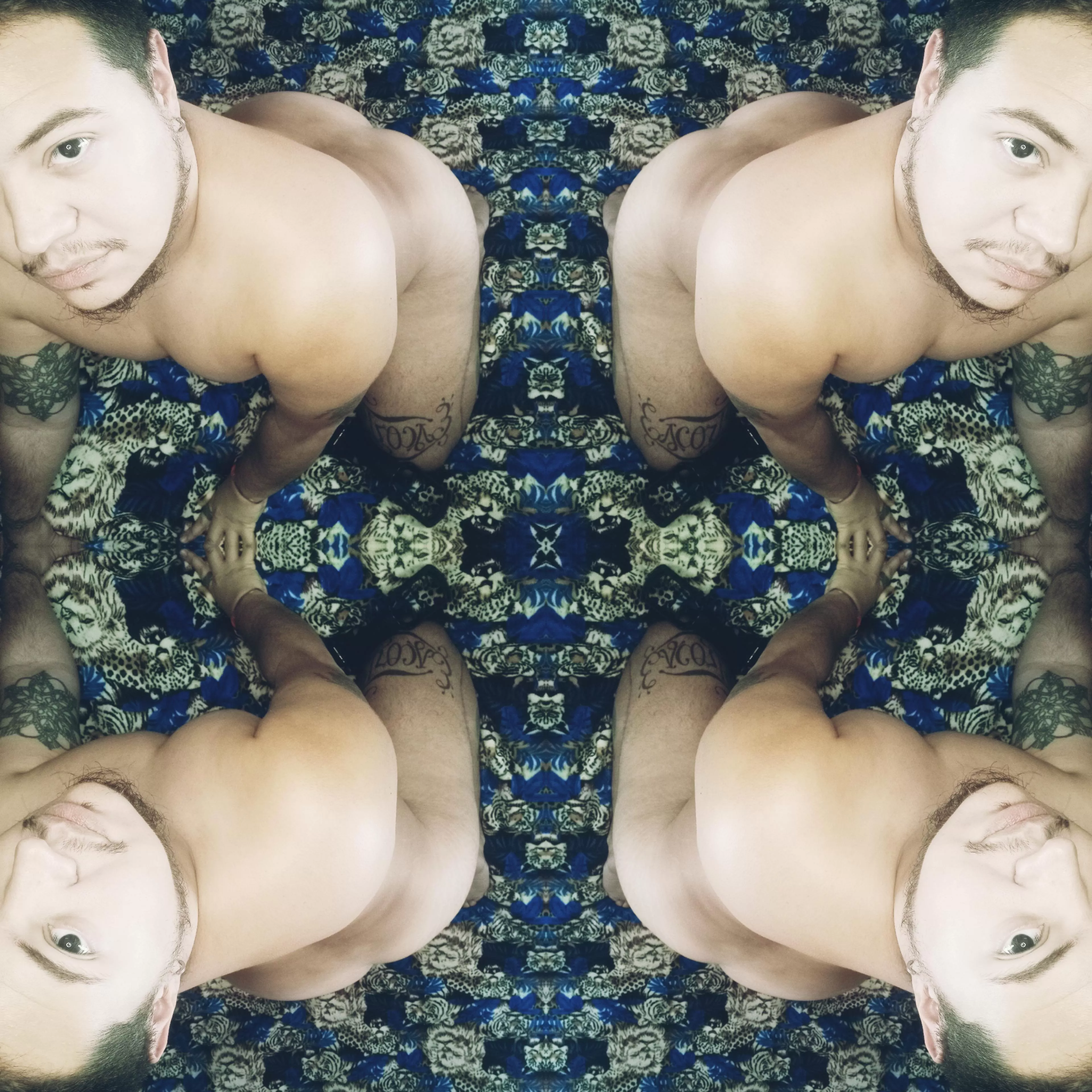 come and hug me from behind and support me all your warm body😈🏳️‍⚧️