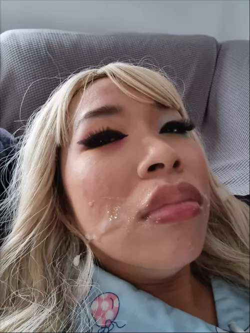 exfoliating my face with your cum