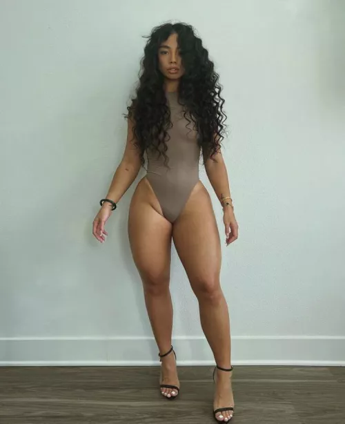 God damn she’s fine AF