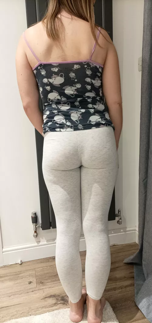 I [f] do my best work in these leggings 😉