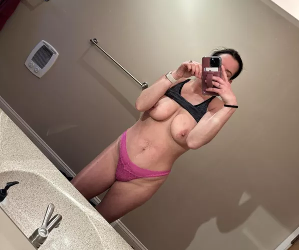 I hope you don’t mind a little post run sweat