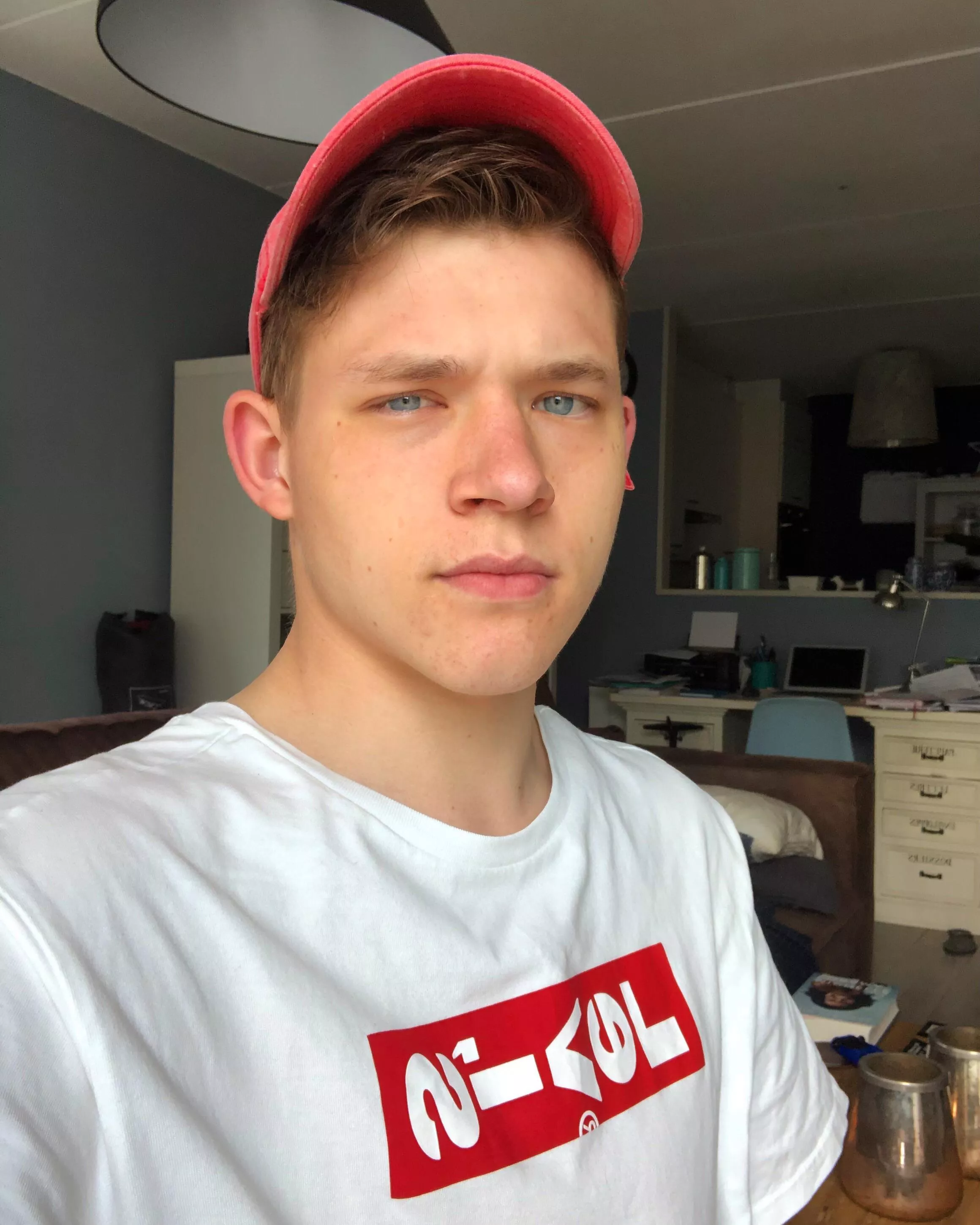 i’ll be ur stoically staring into the distance bf 😊 i’ll be ur stoically staring into the distance bf 😊