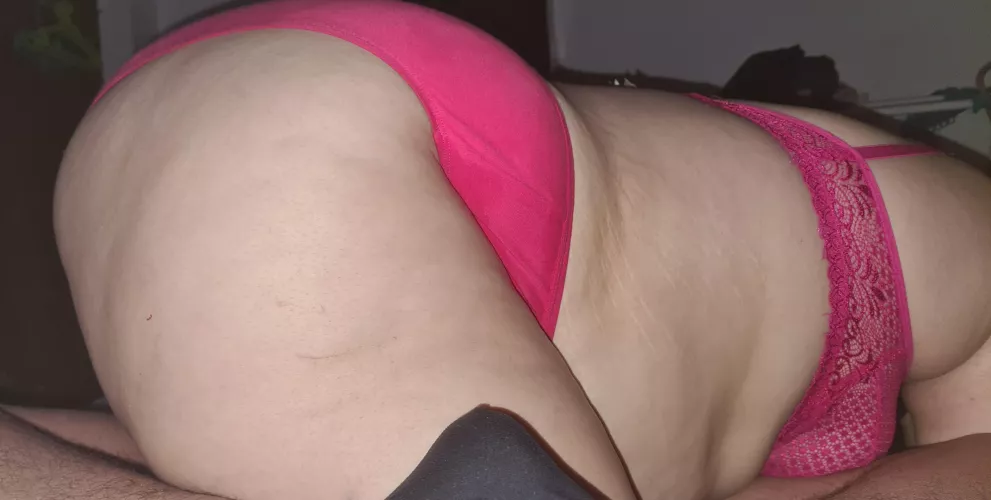 Last night's dinner. Not my lady but this mil[f] was 💥. Up⬆️ for more.