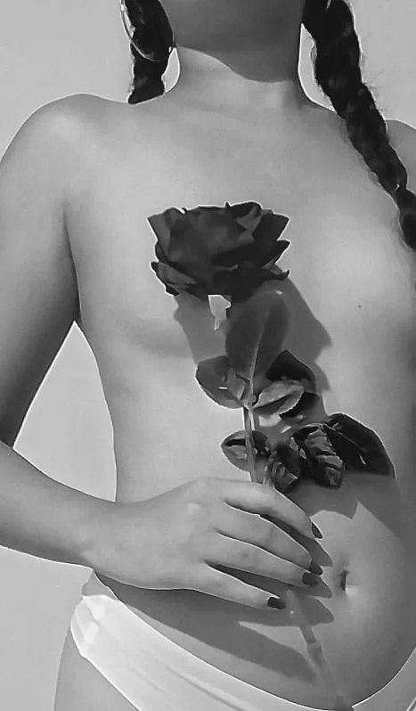 Long fingers, longer claws