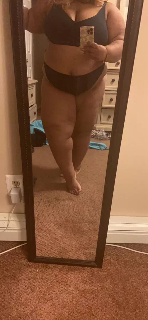 Mirror is clean. Now time to get me dirty 😈