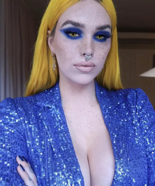 New to Reddit hope everyone is nice