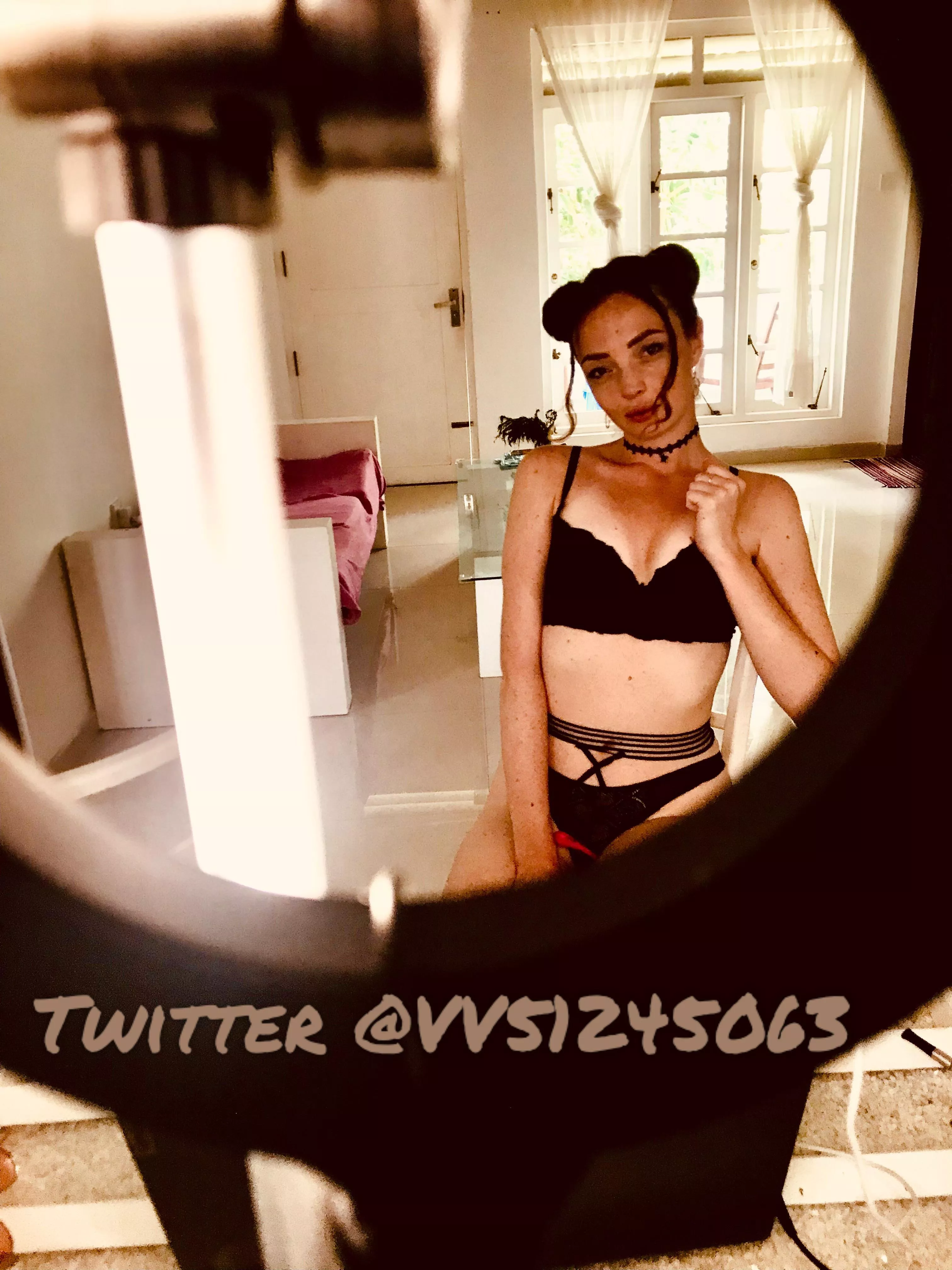 Online now 🫦 https://m.chaturbate.com/cherrypepperr/