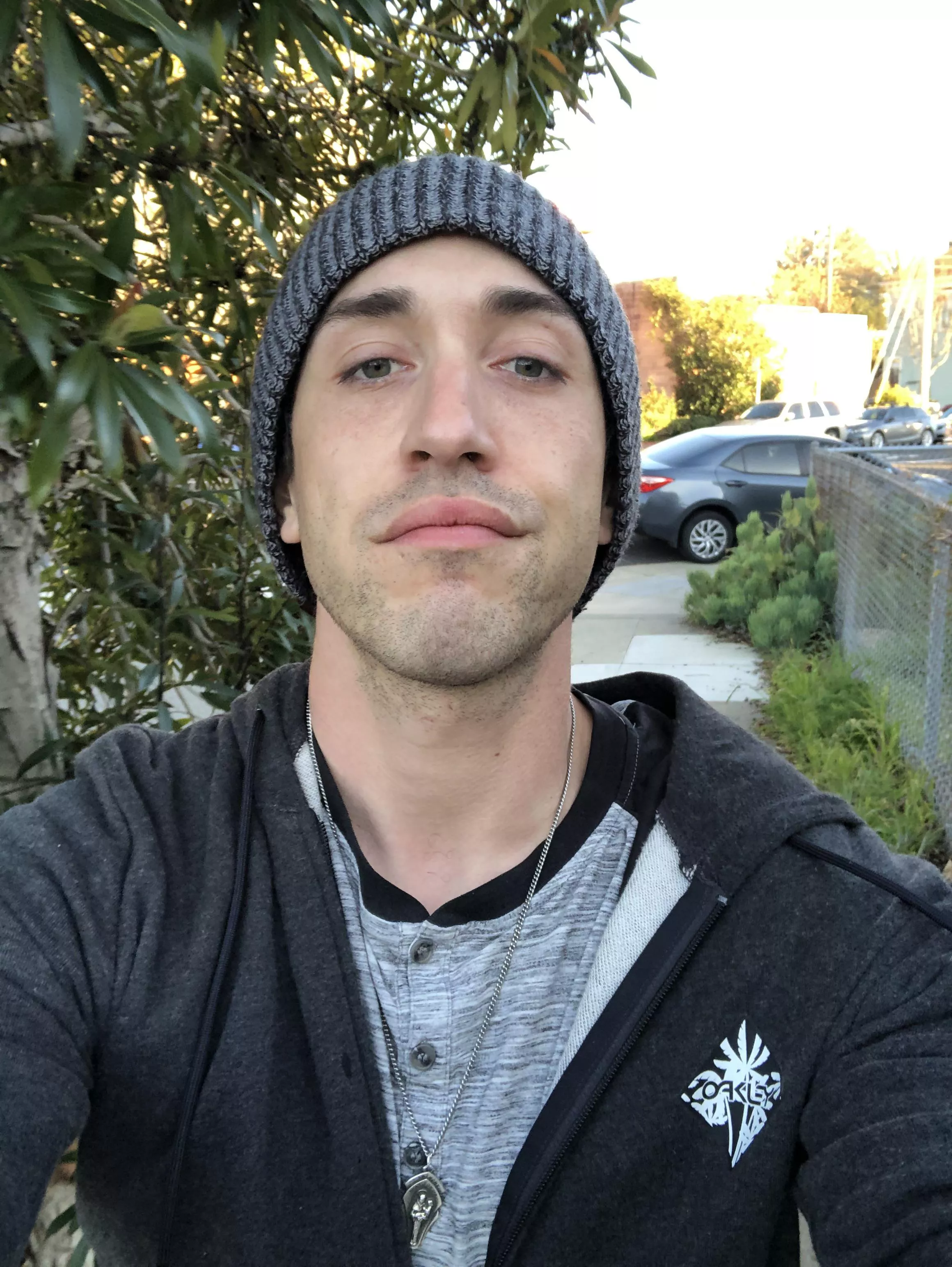 Perpetually single and figuring out how to mingle.