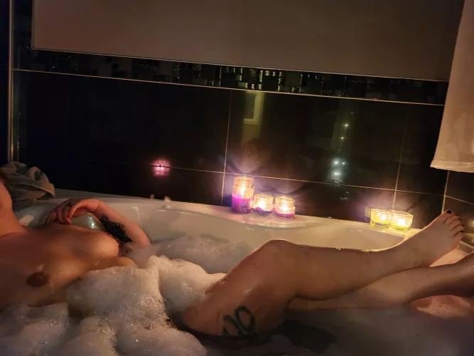 Soaking up the evening [F]