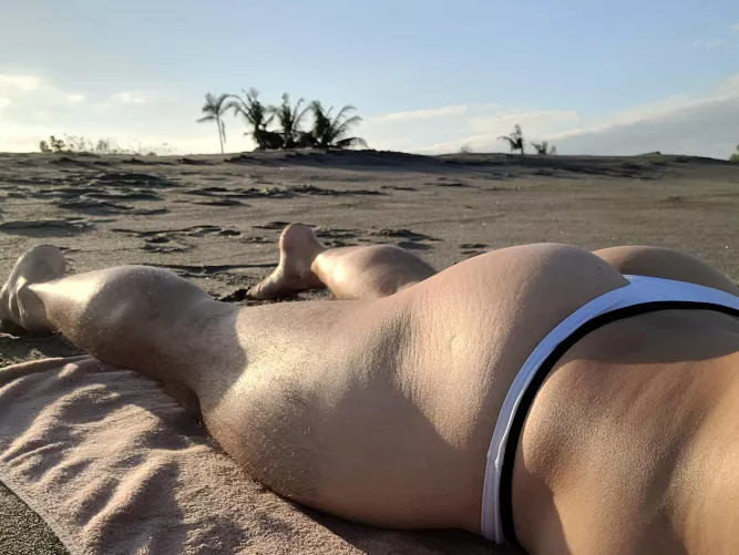 Suns out, Buns out! 🏖