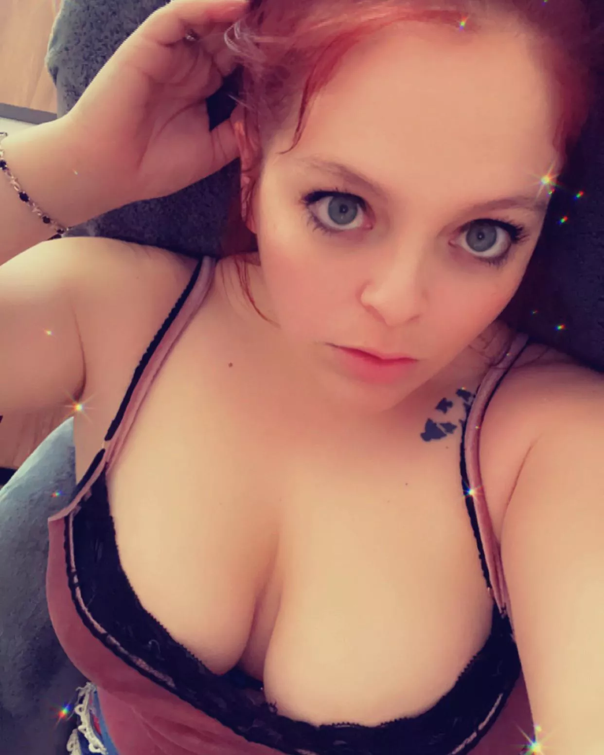 This bare chest needs cum