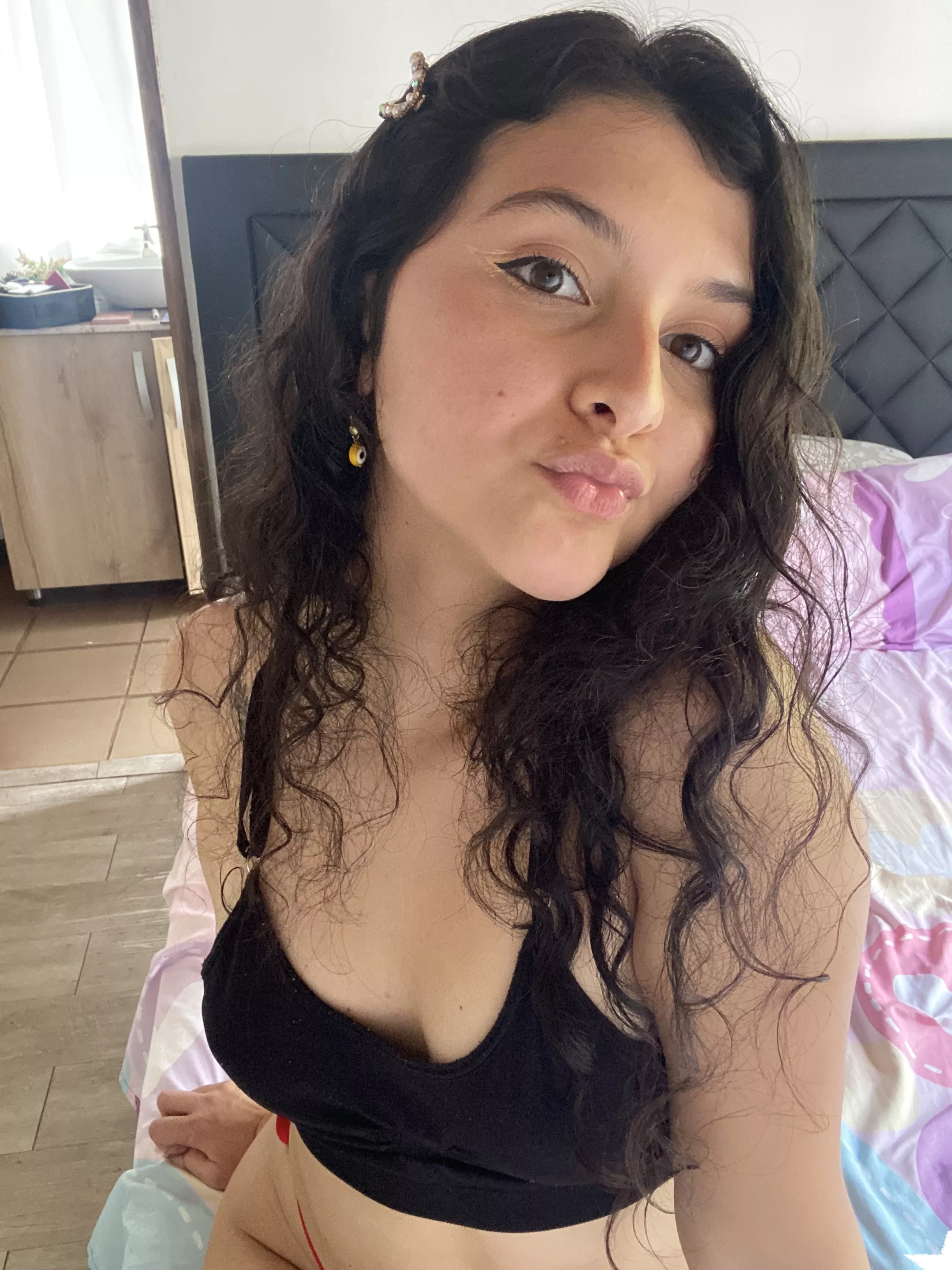 Want to suck you till you pass out 👅