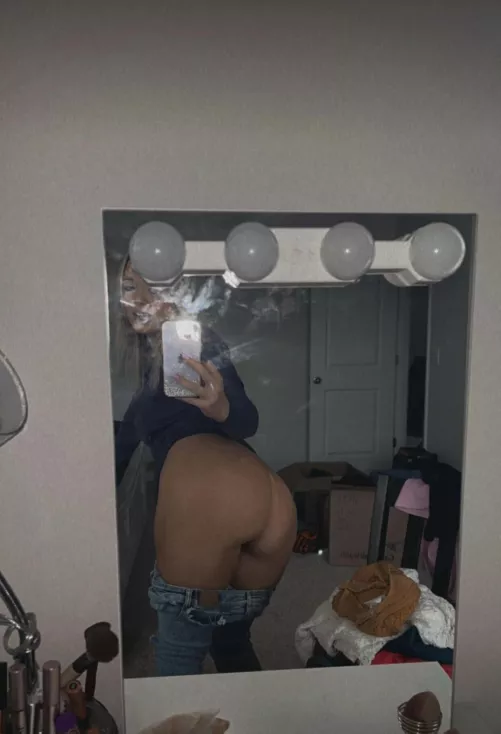 you look like you need some cake 🍑