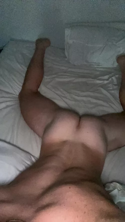[23] masc college sub. Smooth ass looking for alpha’s/doms to order me around and tell me what to do. Snap @brysmith0109