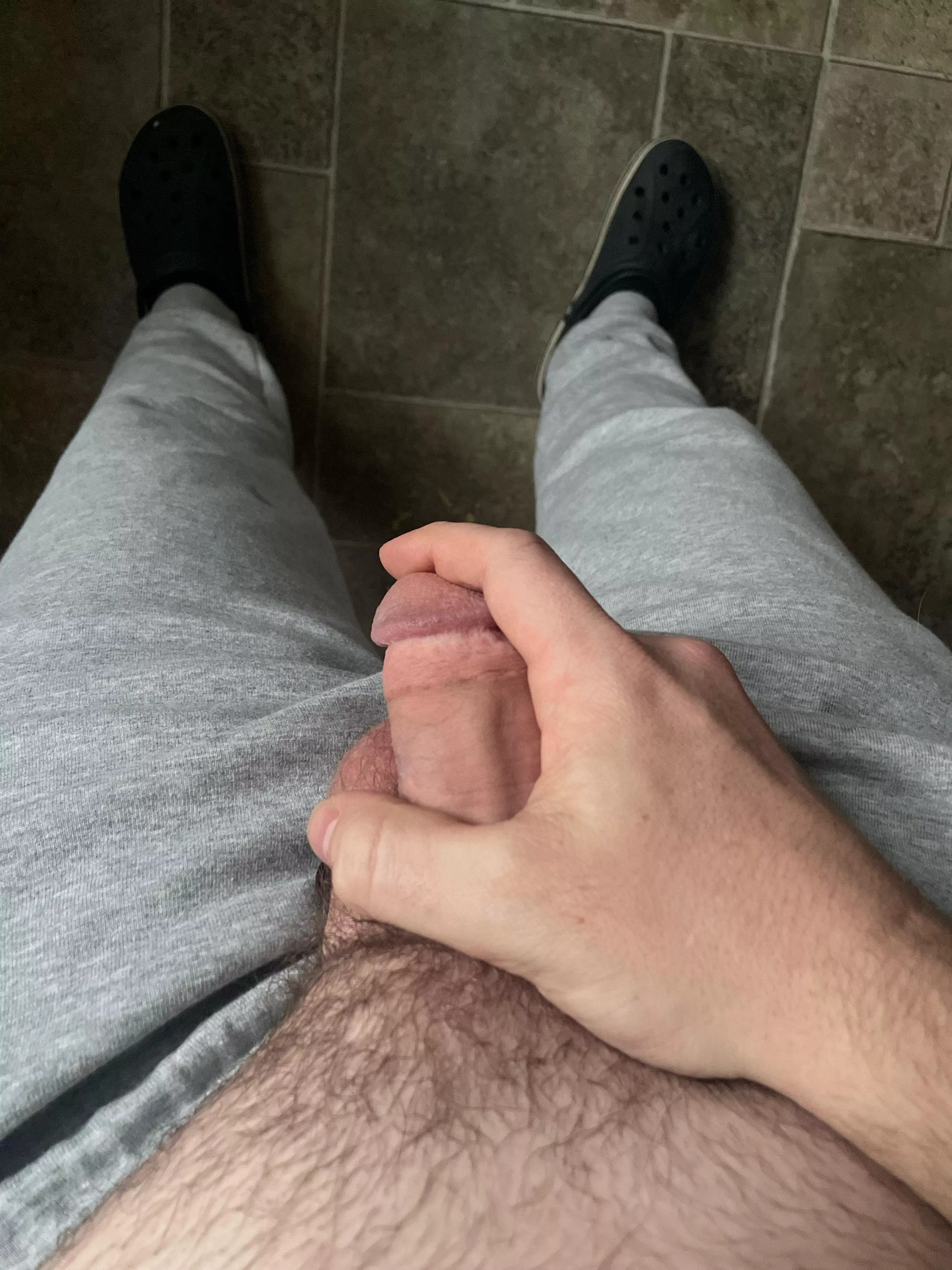 30 bi let’s have some fun. Jay_s489 25+ please