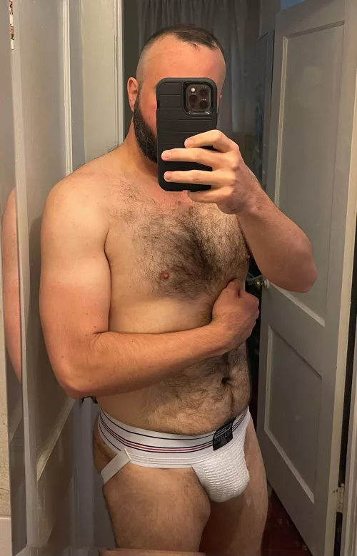 [40] 6’4” 210 lbs….married dad in Texas here. A quick pic before my shower after my Wednesday 6 am workout