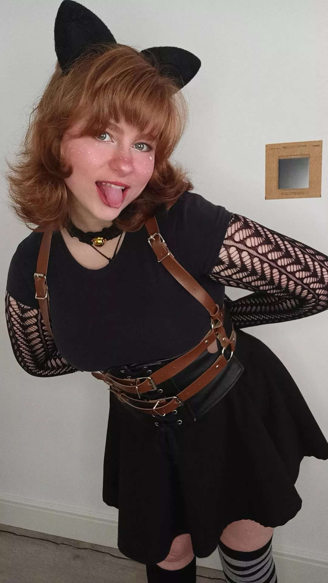 Cute enough to date? 🥰