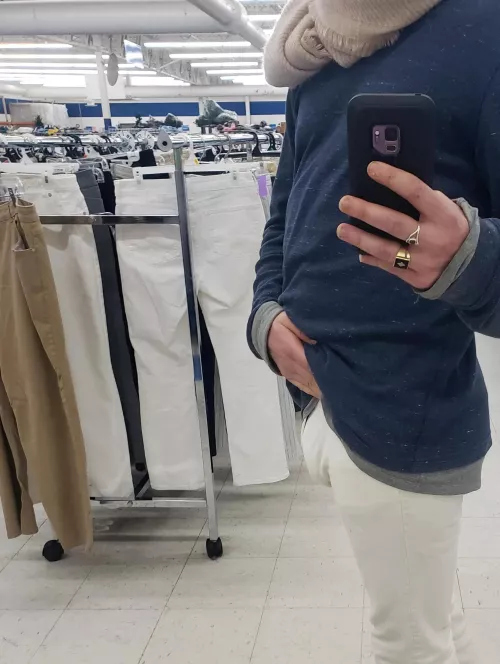 Doesn't leave much to the imagination 😅