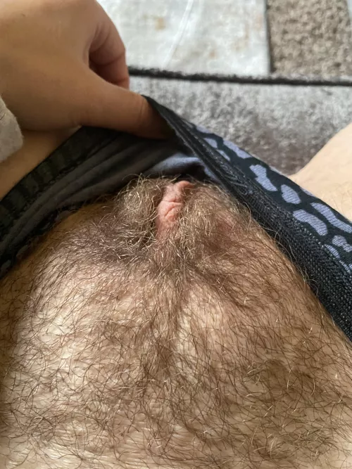 I know you’d be excited to see a hairy pussy under my panties (: my clit is dying to be rubbed