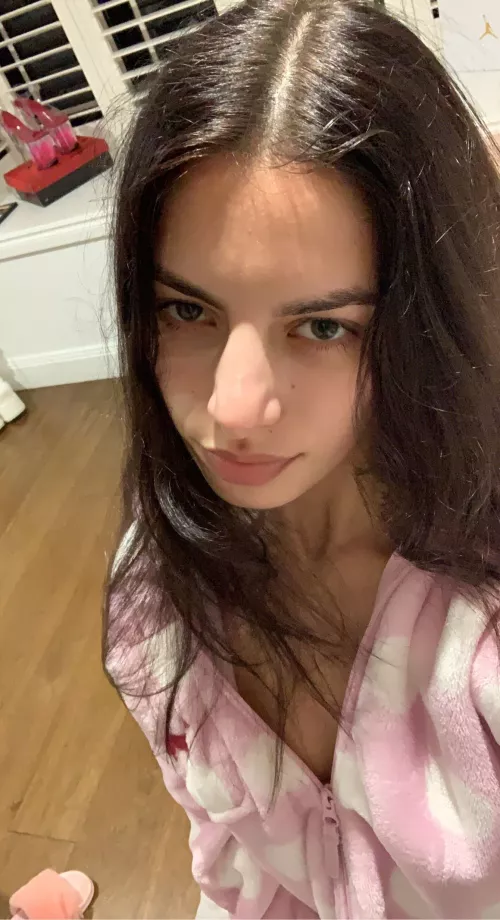 I wanna make your cock twitch, can I?