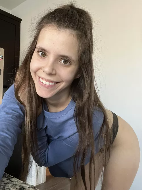 Just a bored milf 🥰