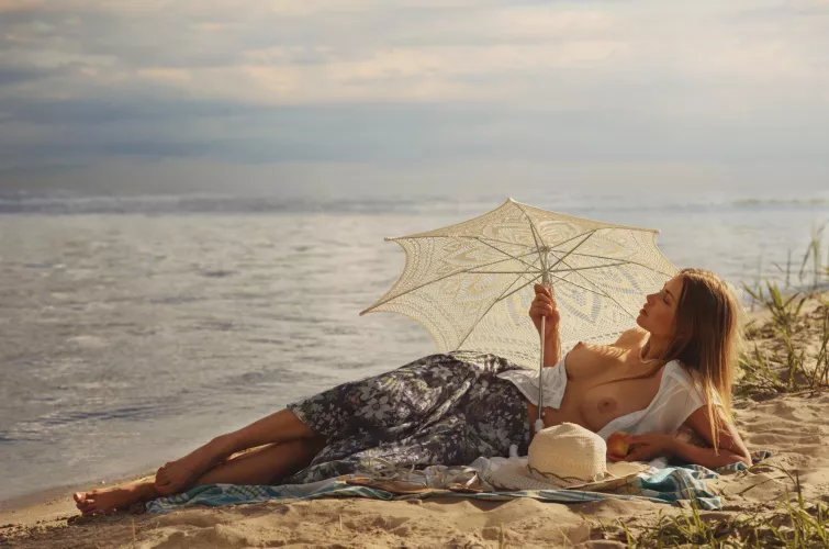 Lady of the beach 🏖️