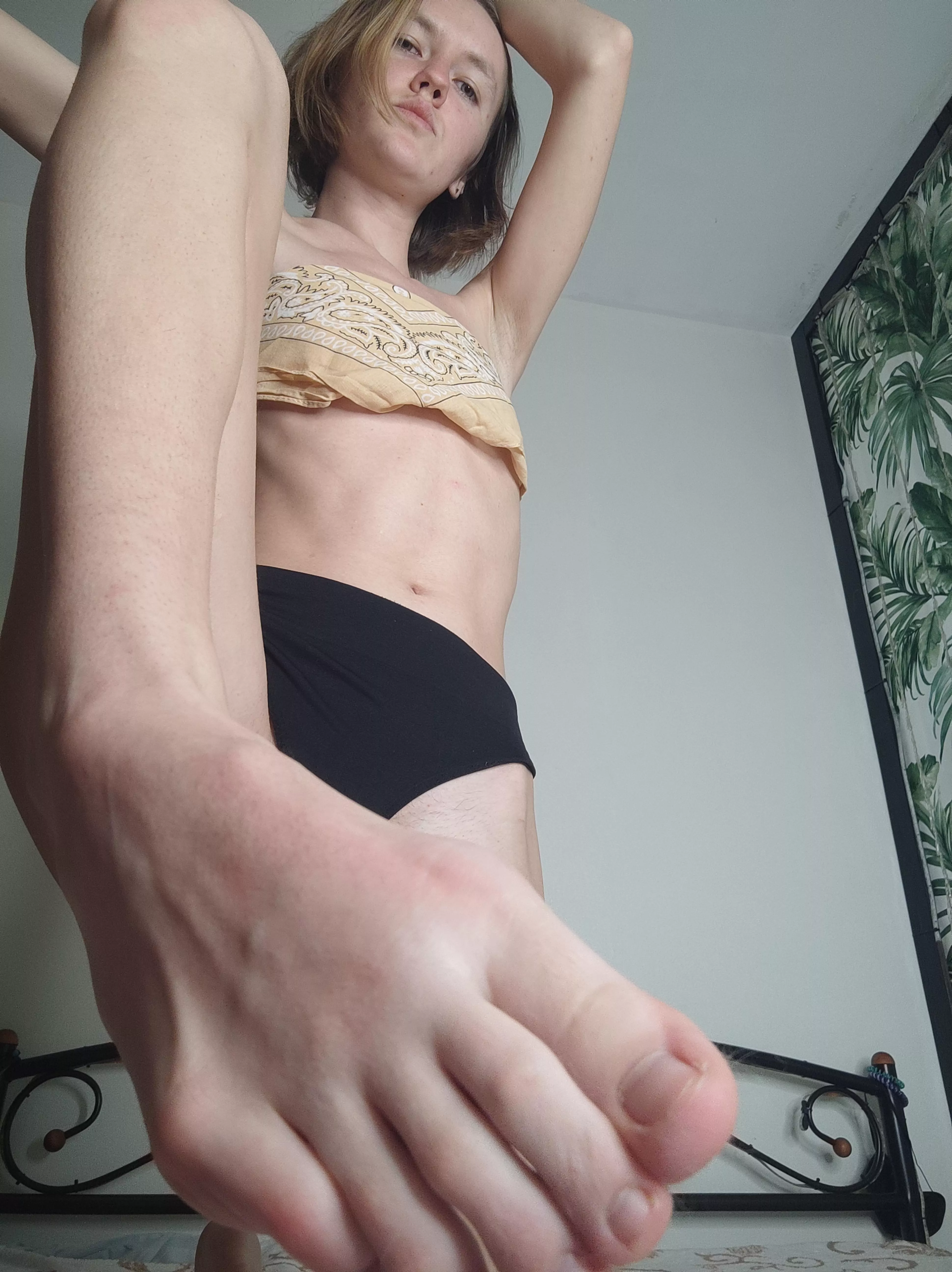 Looong toesss..... enjoy my dear.