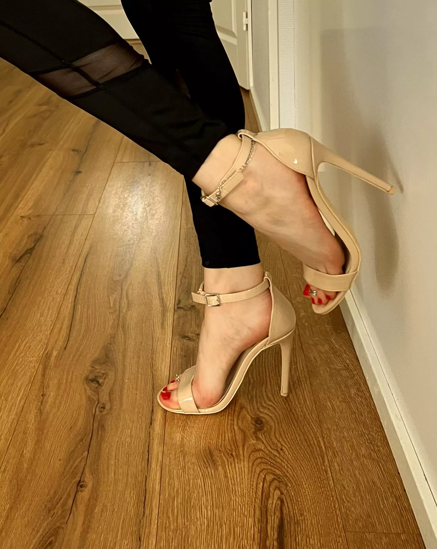 Sexy heels 🫶🏼😍