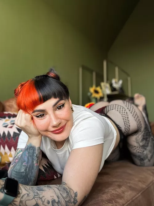 The space buns are so cute ☺️