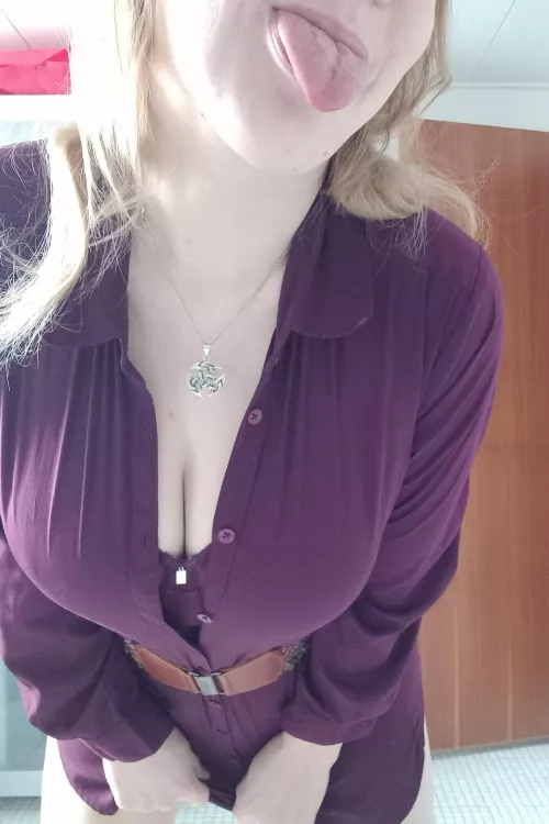 trying to get you in the mood 😏