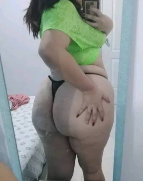 Wanna take my thong off? ✨