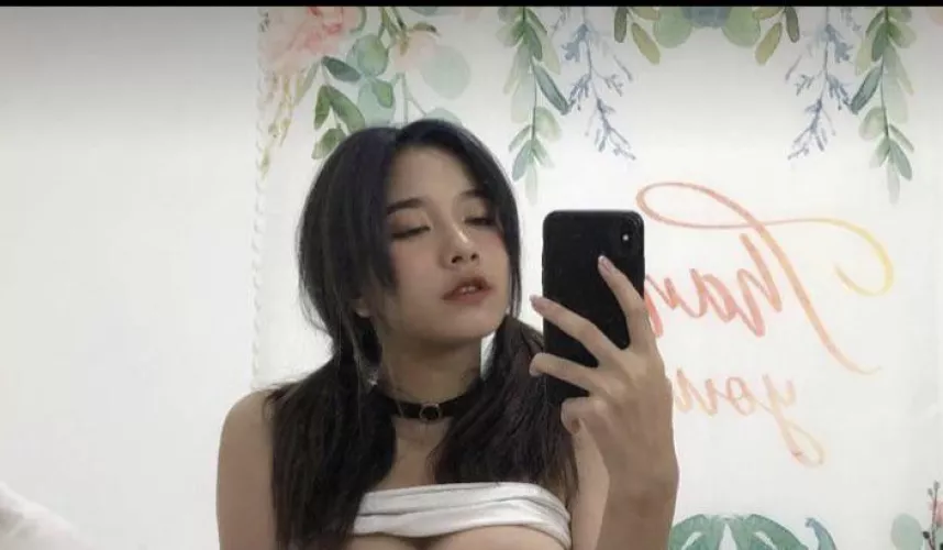 what's her name? please..