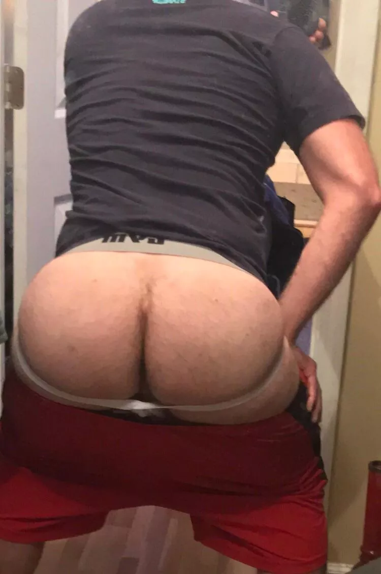 Who wants to fuck coach?