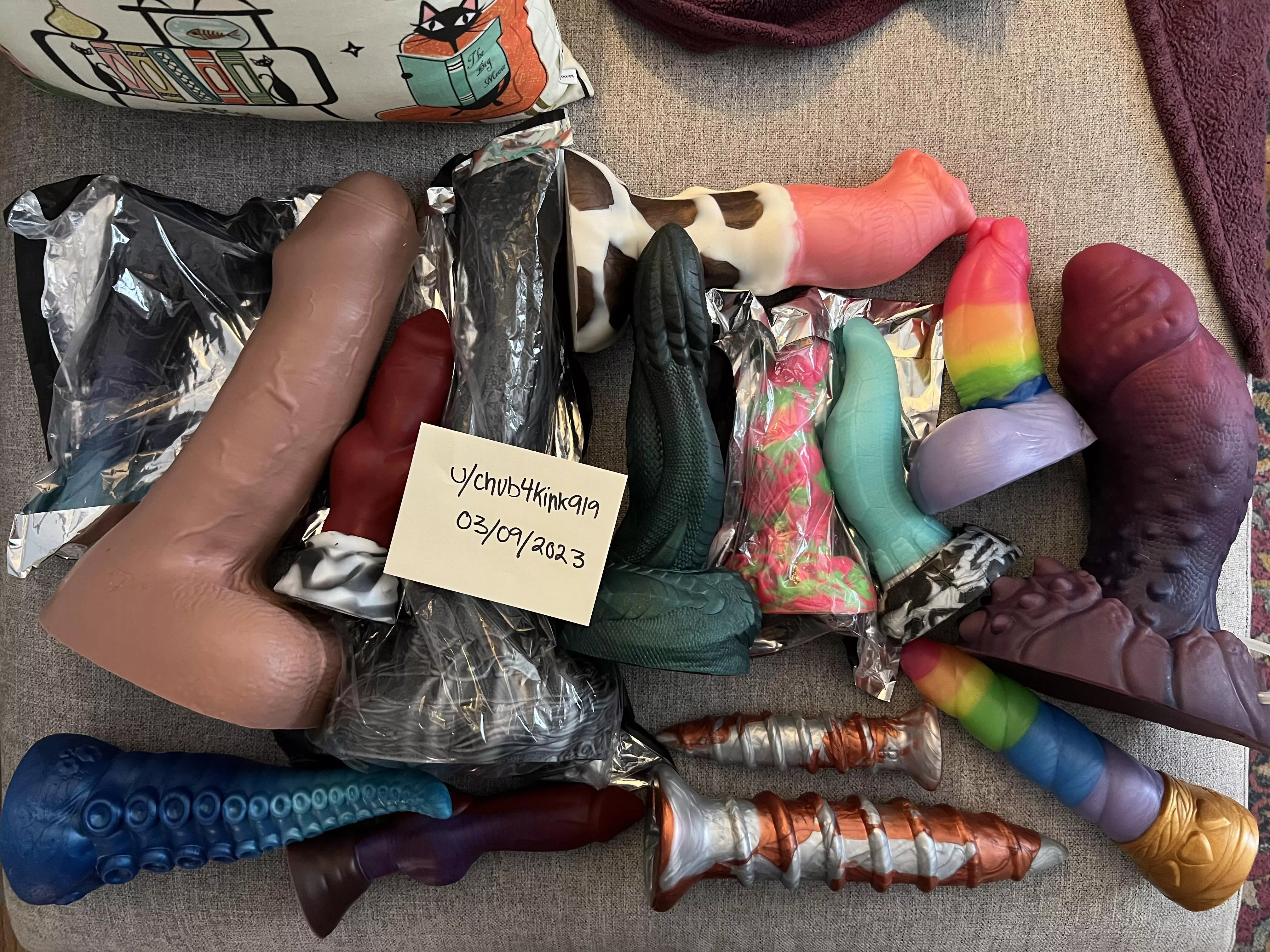 WTS (US/CAN) Misc. Bad Dragon, Weredog, Phreak, other toys. Details in comments.