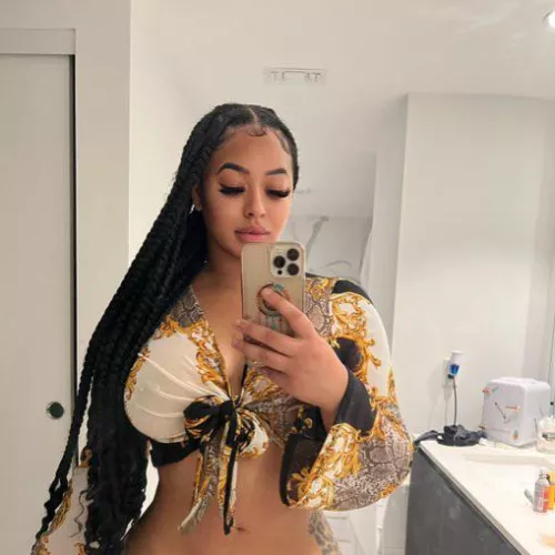 28[F4M] Indiana - I wanna play with a stranger here no questions unless you’re asked to speak and all i need is a matured slut only who is ready to obey and do whatever mommy says.