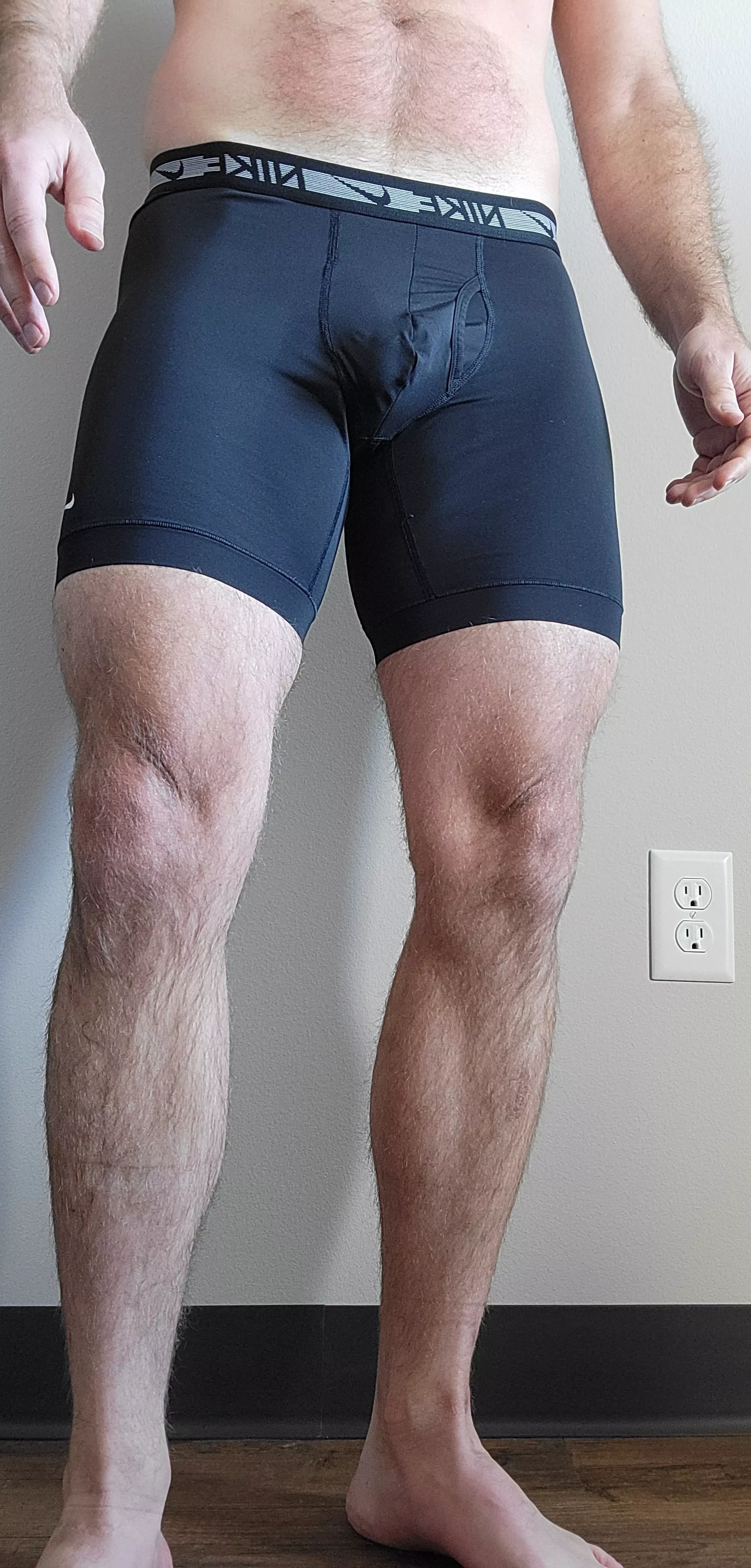 41us hairy daddy. dm for name. include pic if you don't have one