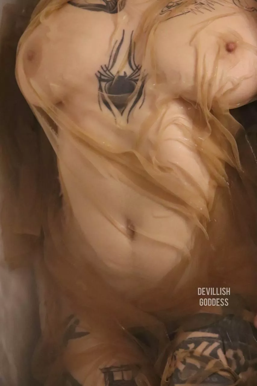 All around seeing thru